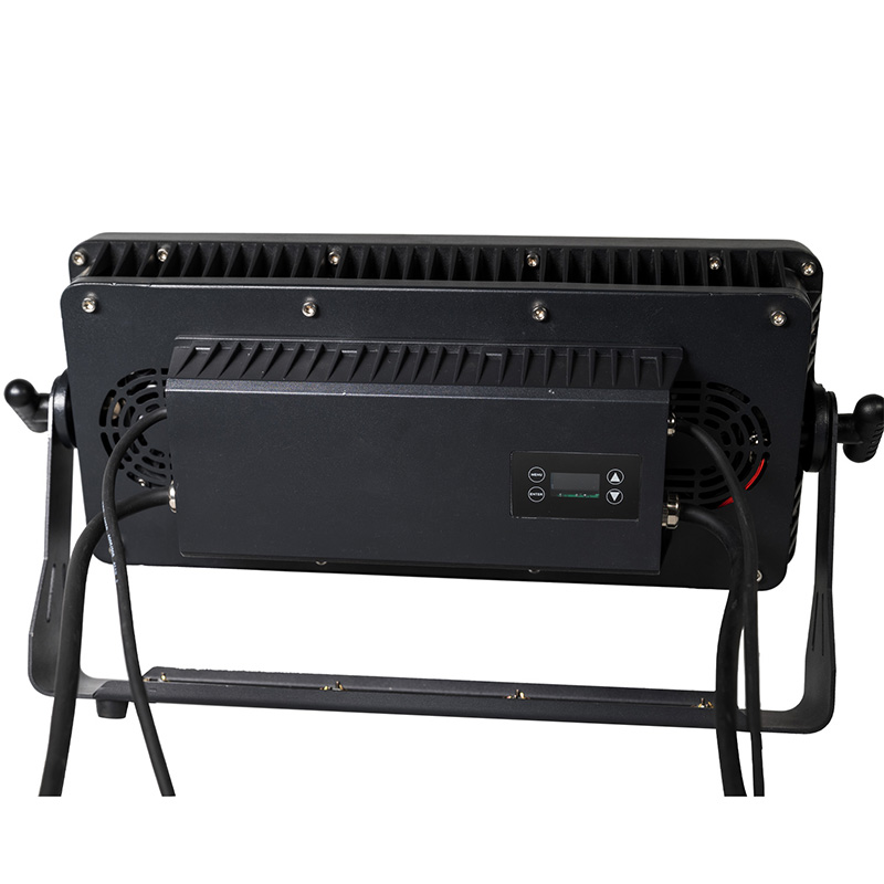 High brightness 400W waterproof square strobe wash light delivering even color mixing and wide coverage