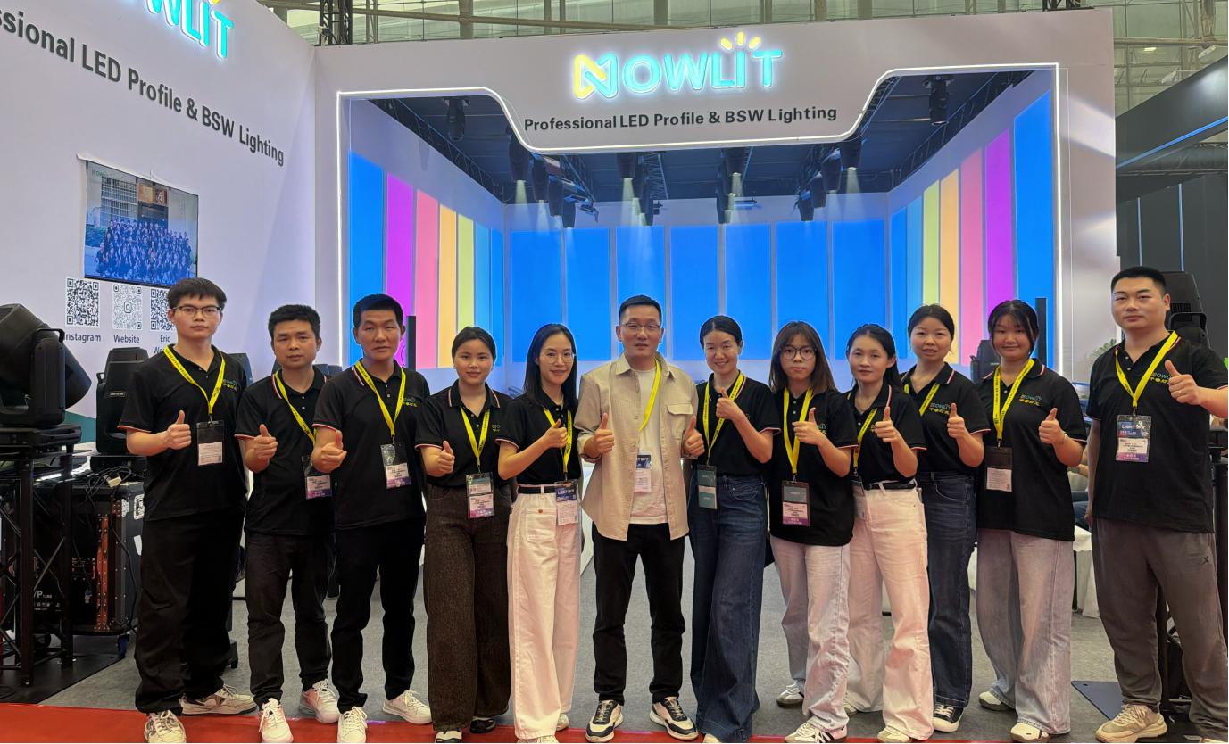 2026 GETshow에서 NOWLIT이 선보이는 화려한 조명 쇼케이스 | VKN VP1200이 수많은 관중을 사로잡다